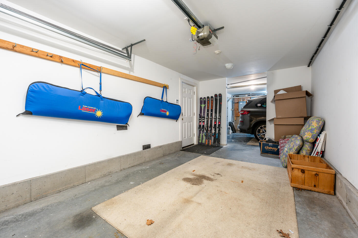 96 Standish Way