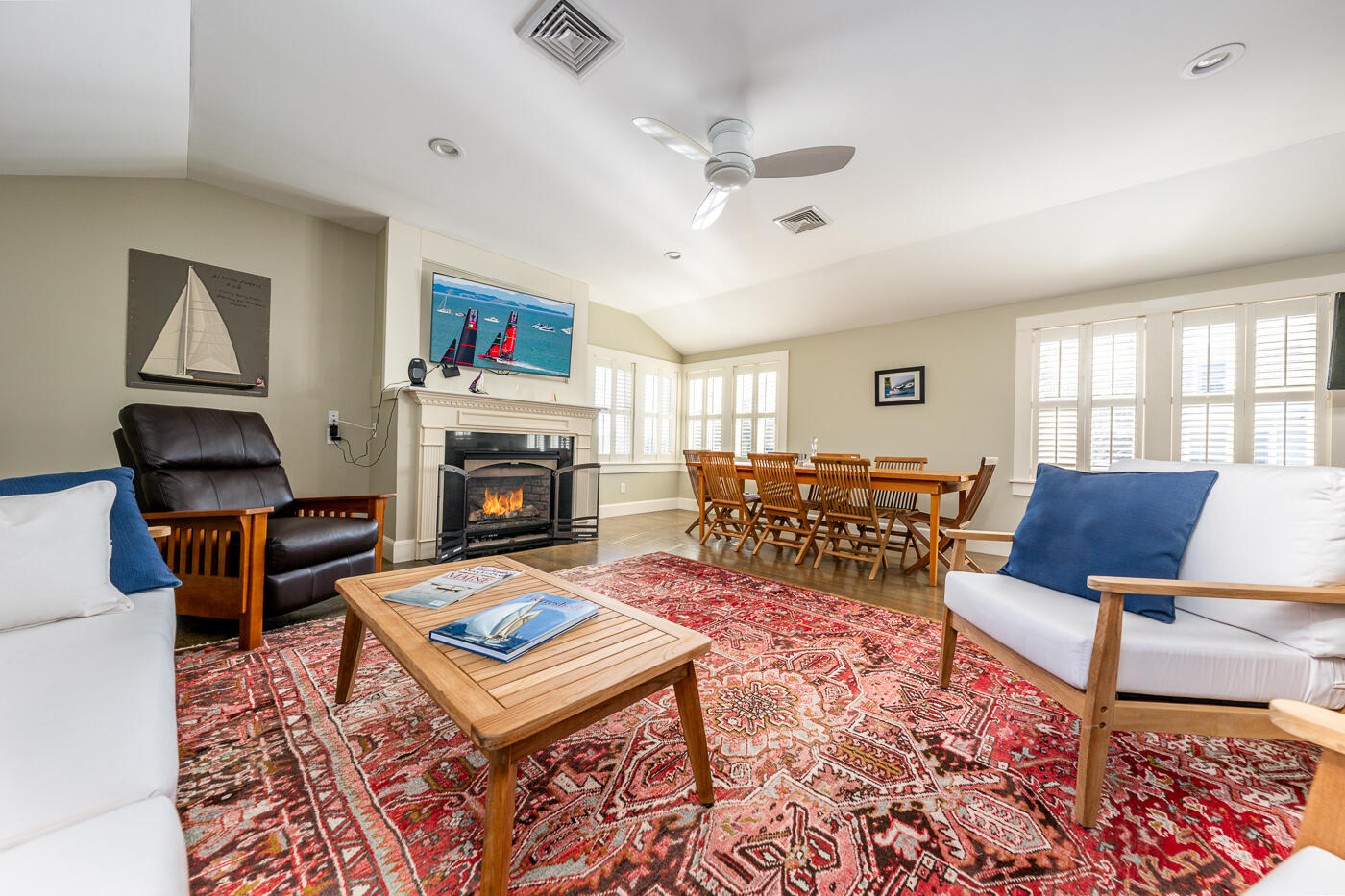 96 Standish Way