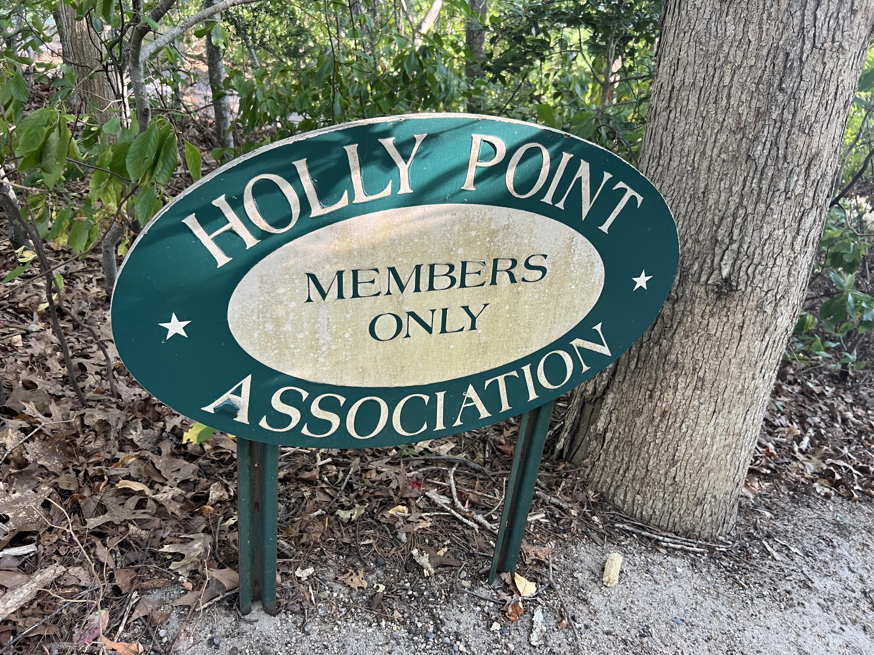 57 Holly Point Road