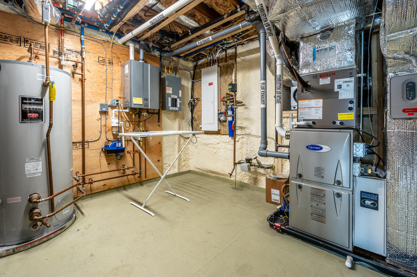 585 Santuit Road