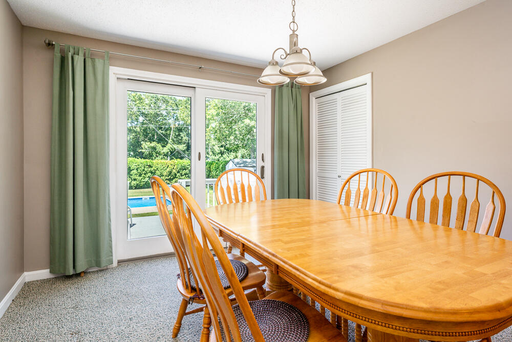 285 Prince Hinckley Road