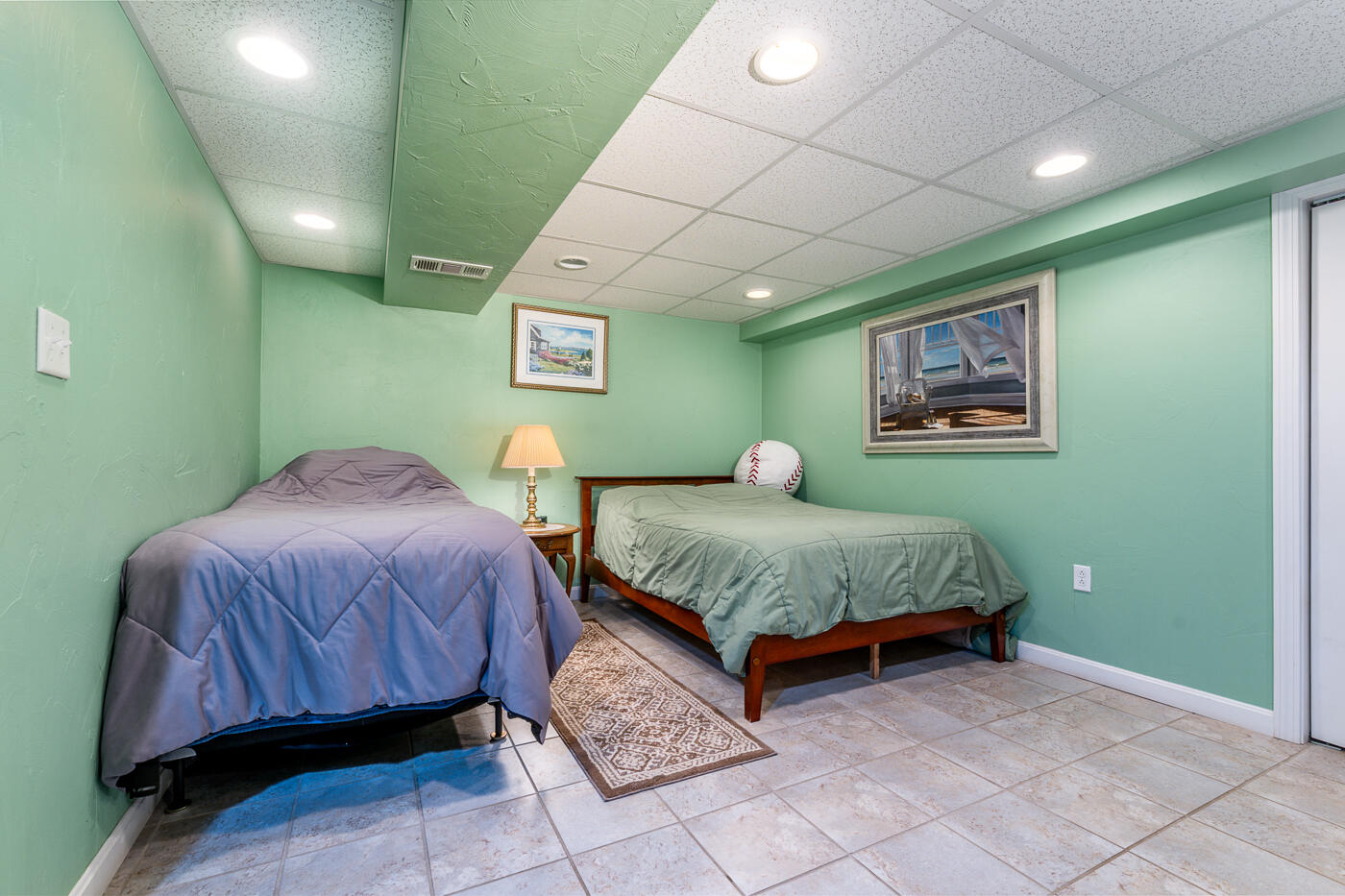 46 Southpoint Drive