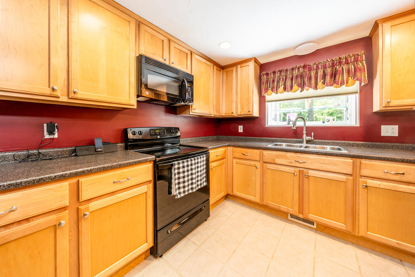 46 Southpoint Drive