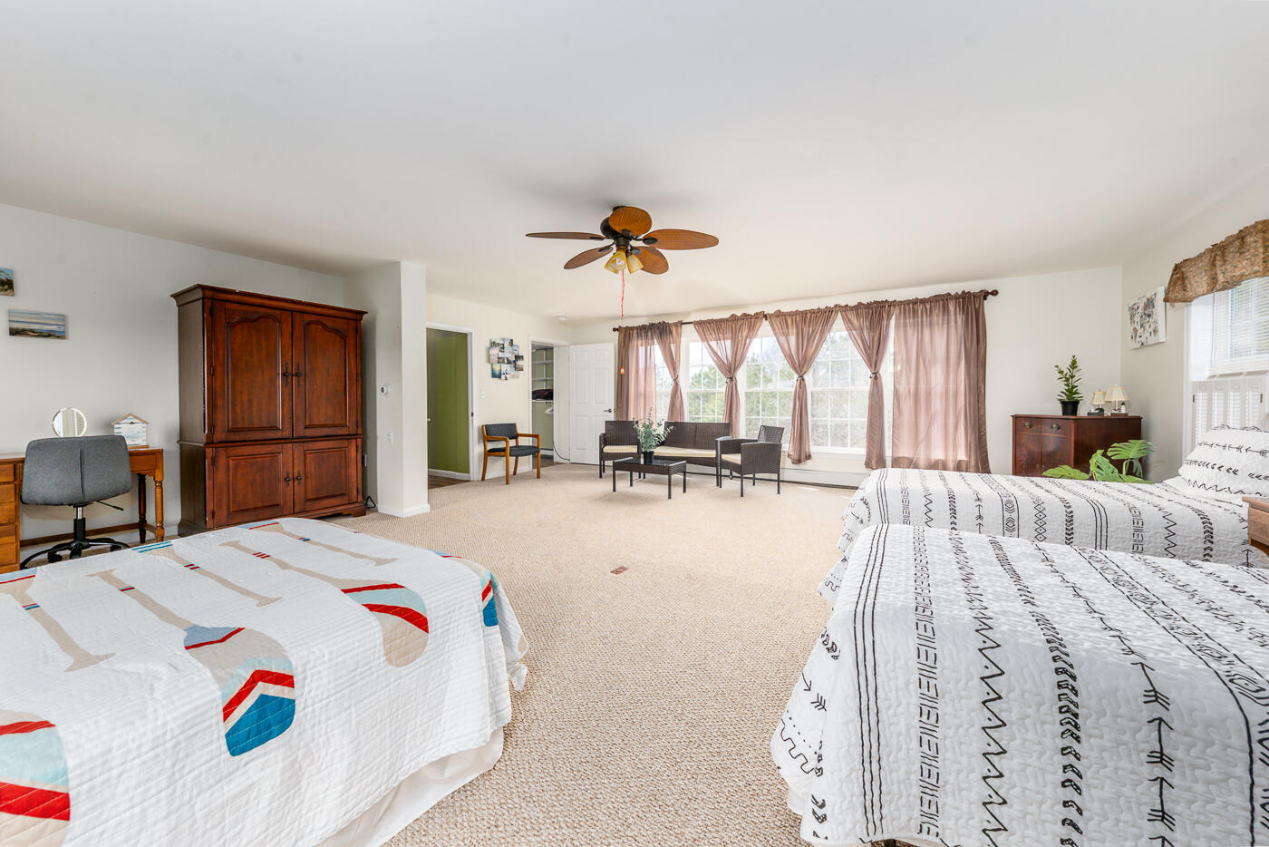 16 Weather Deck Road