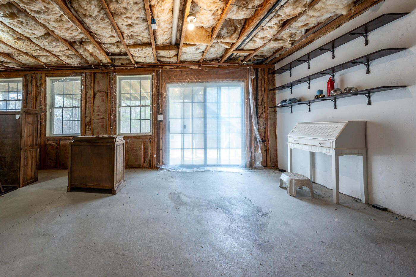 16 Weather Deck Road