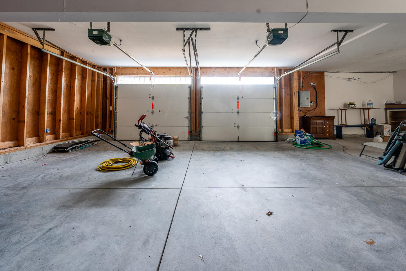 16 Weather Deck Road