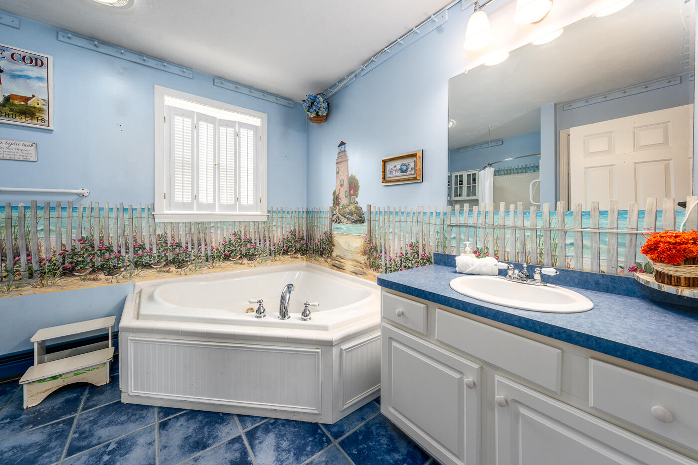 16 Weather Deck Road