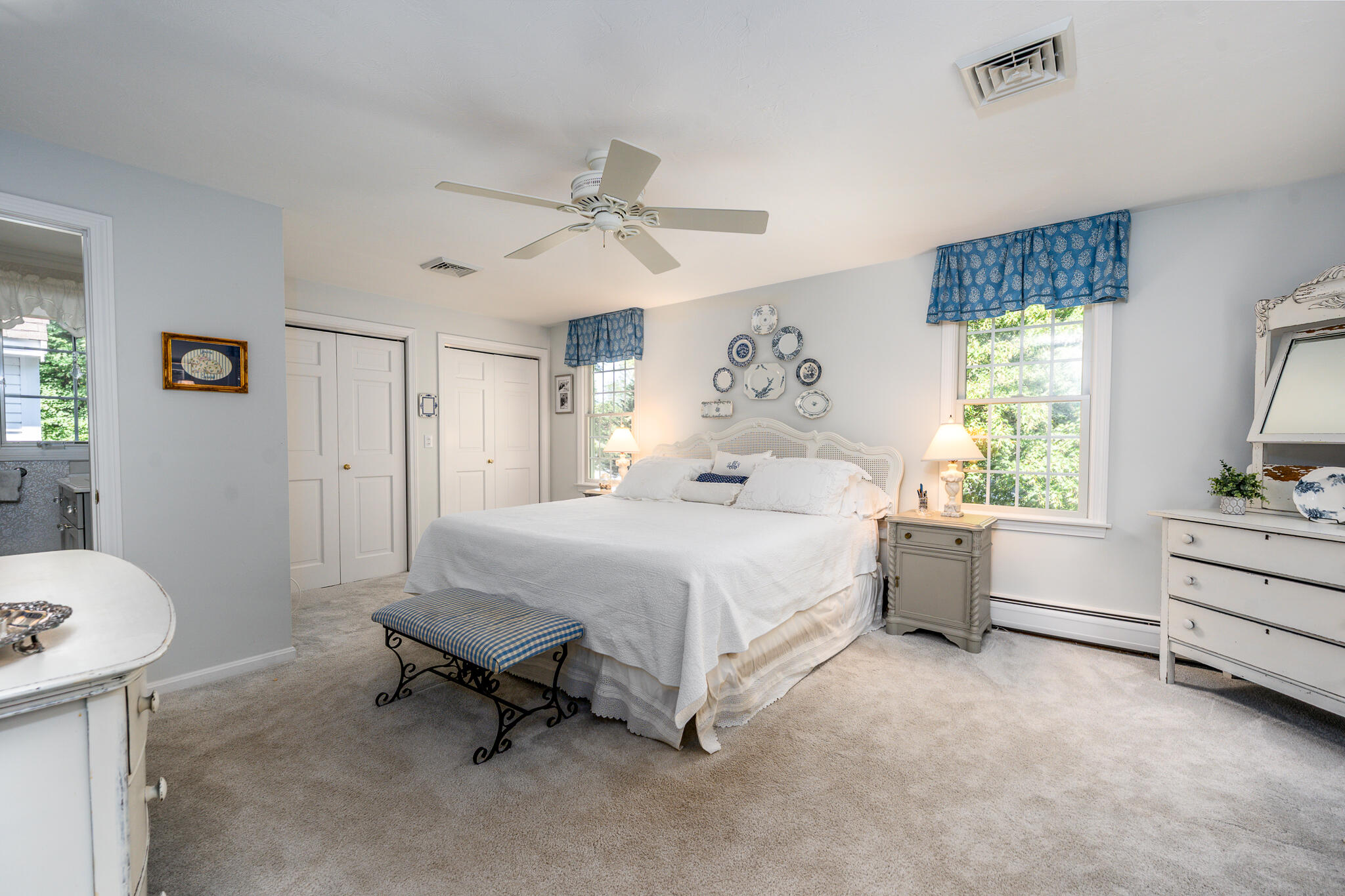 15 Long Pond Circle