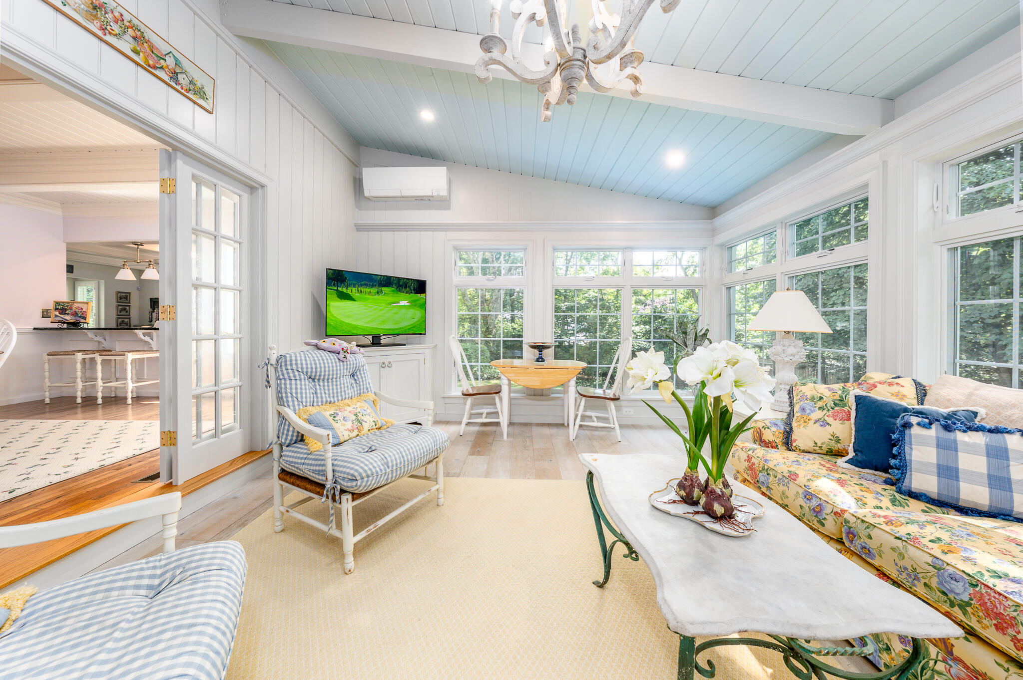 15 Long Pond Circle