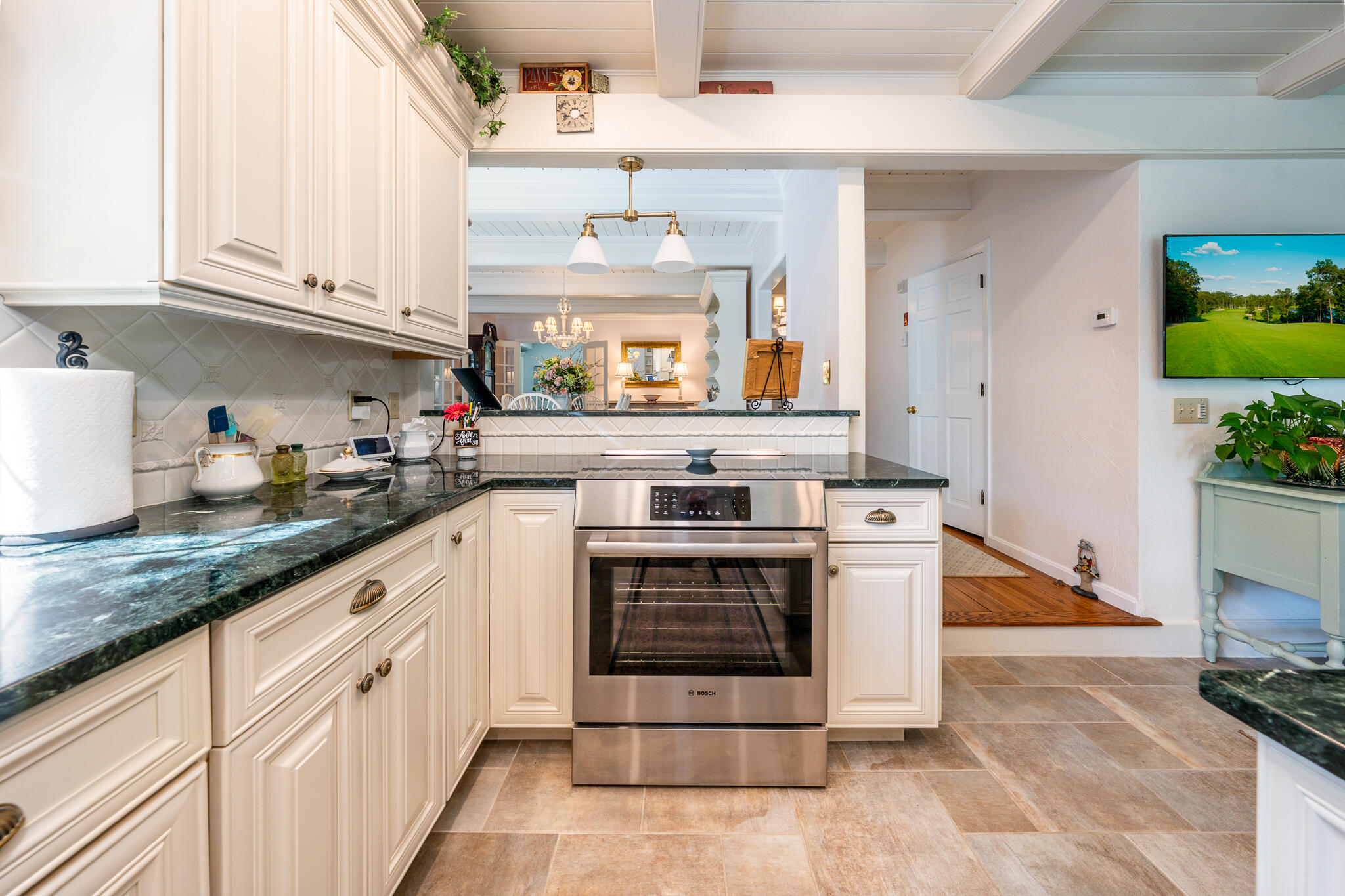 15 Long Pond Circle