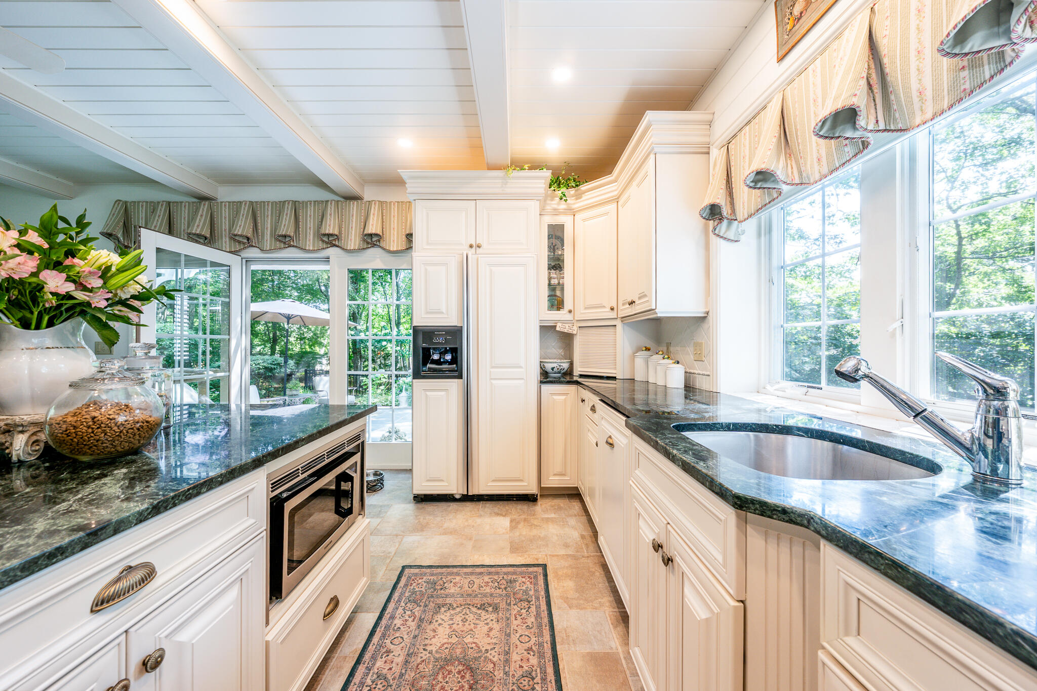 15 Long Pond Circle