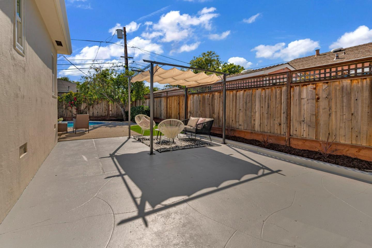 3514 Martin Drive