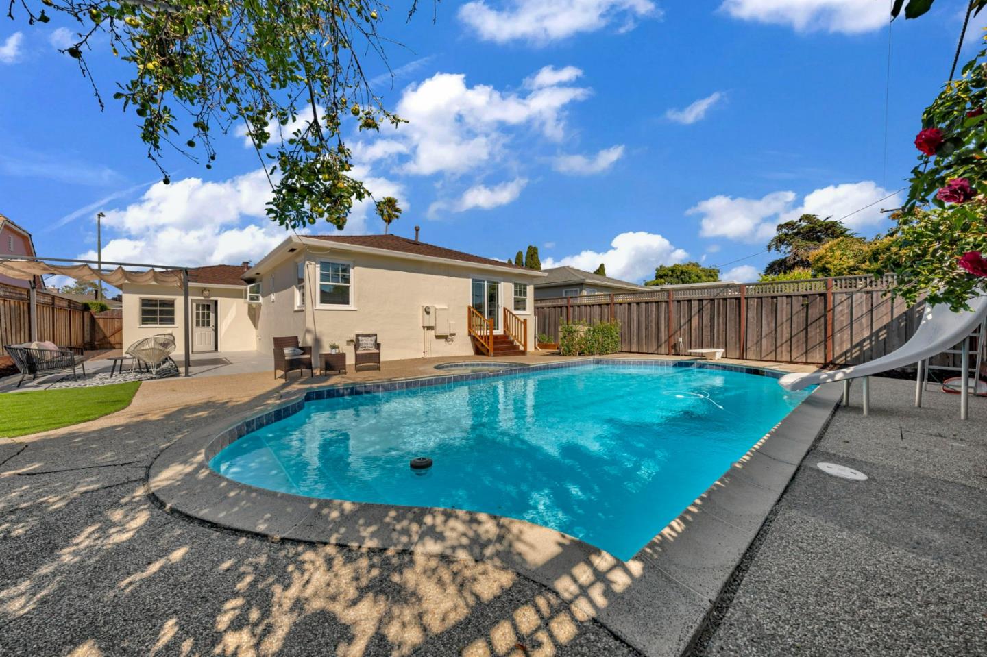 3514 Martin Drive