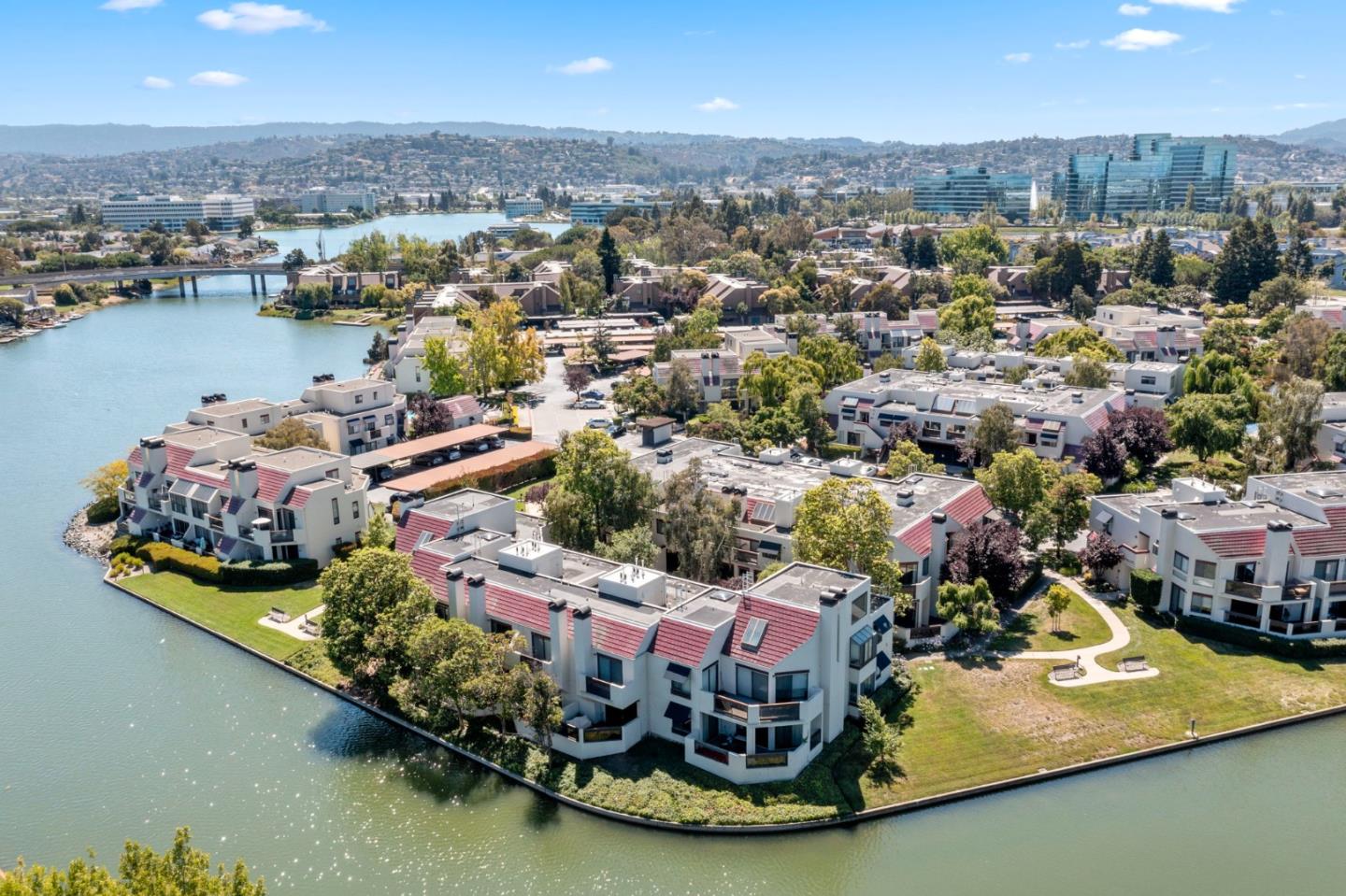 530 Shorebird Circle Unit: 7104