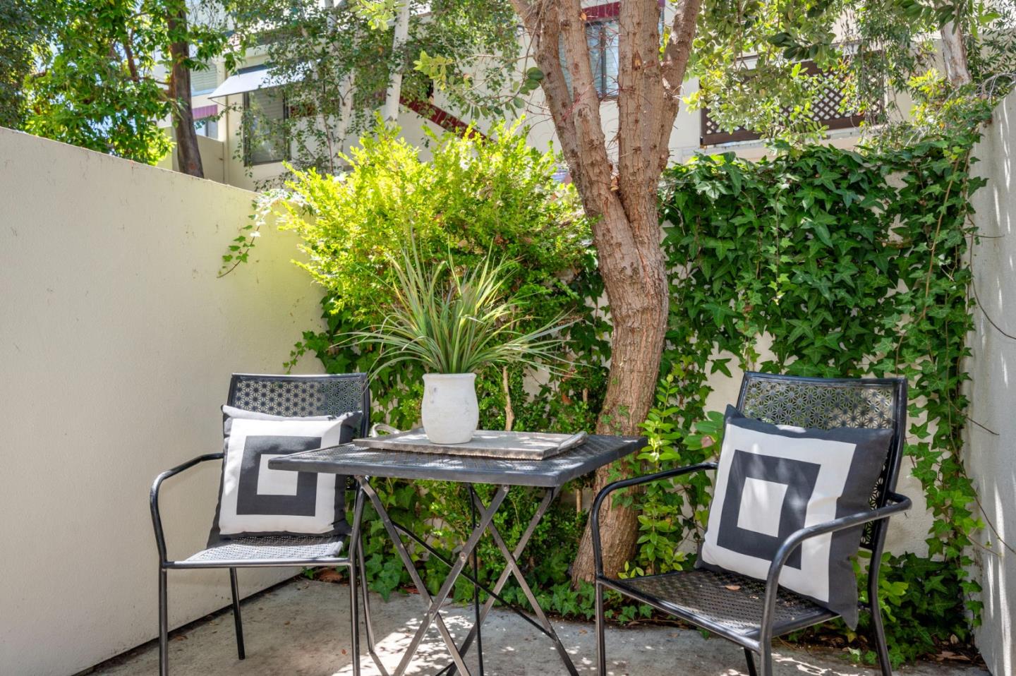 530 Shorebird Circle Unit: 7104