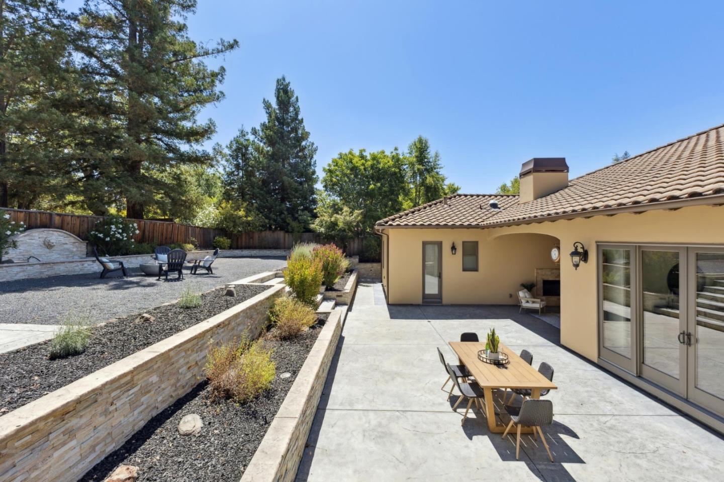 716 Rosewood Drive