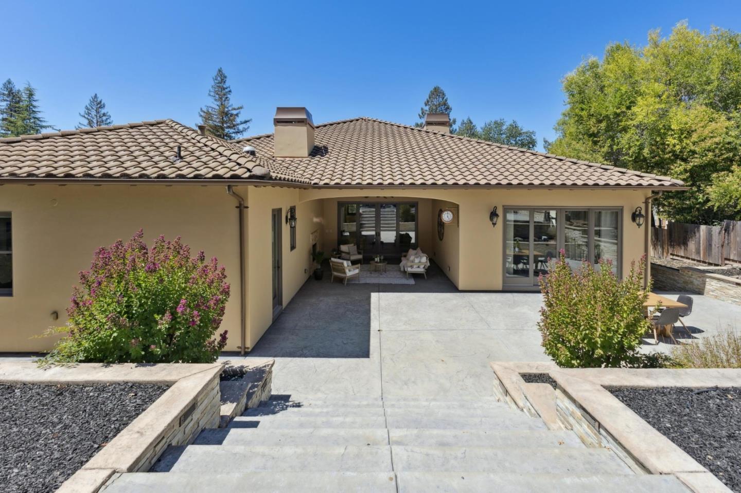 716 Rosewood Drive