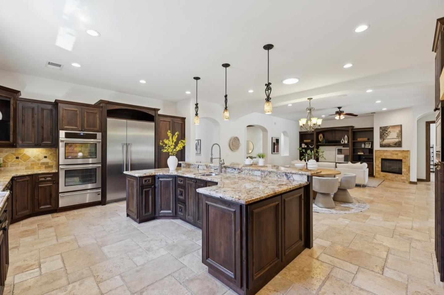 716 Rosewood Drive