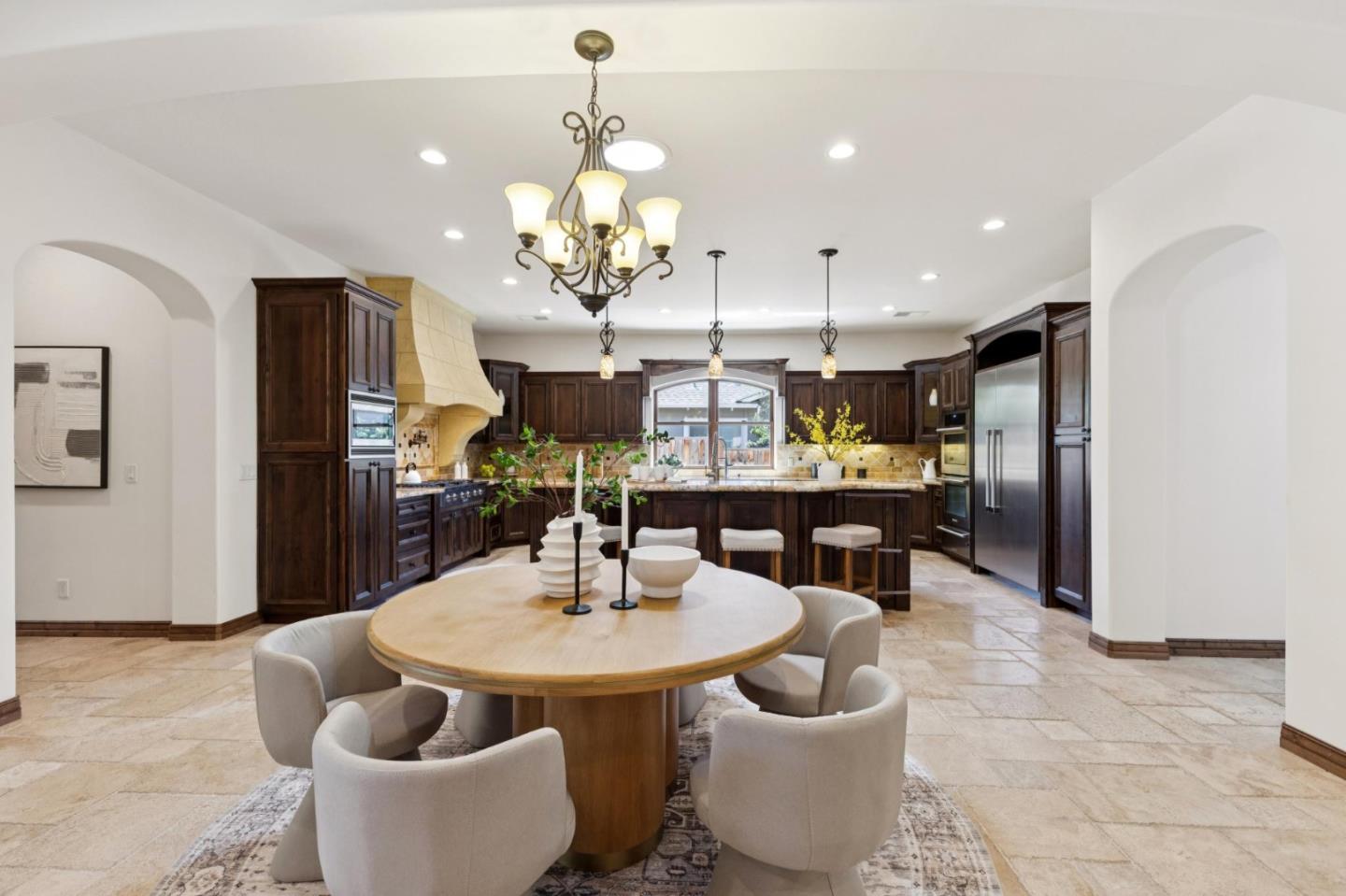 716 Rosewood Drive