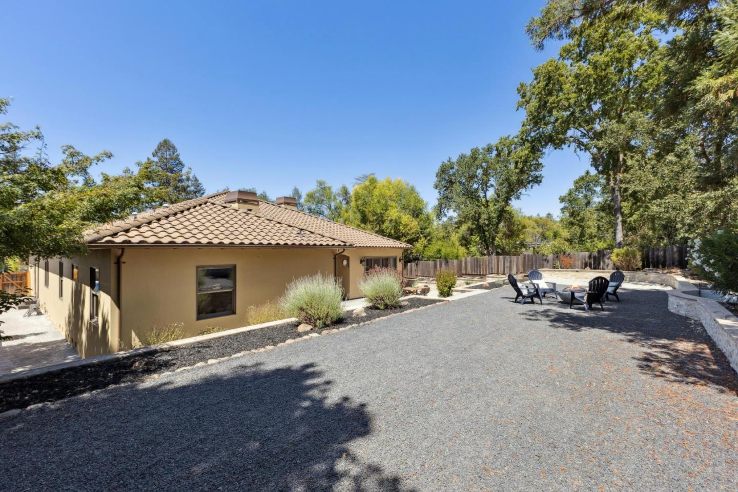716 Rosewood Drive