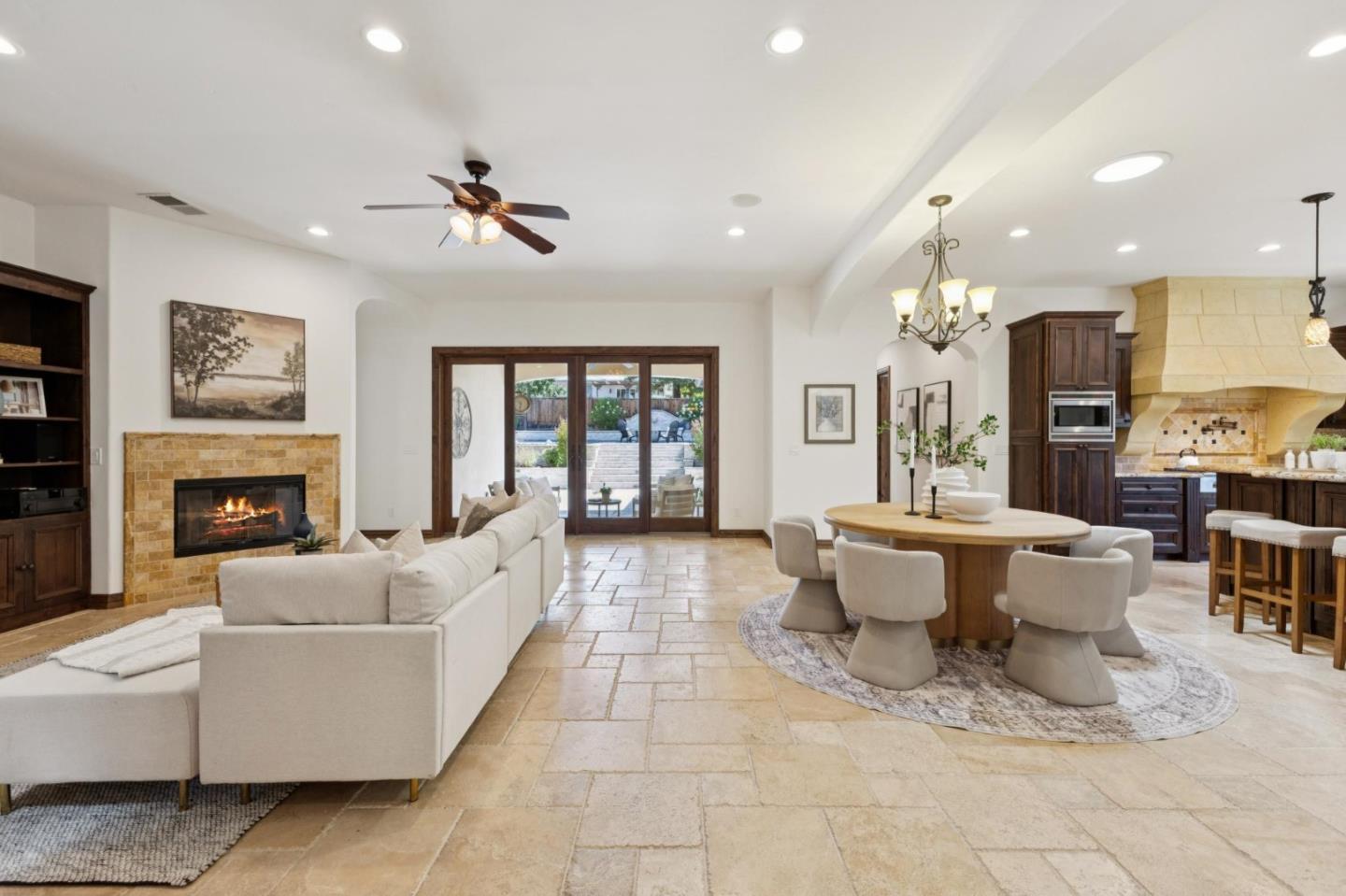 716 Rosewood Drive