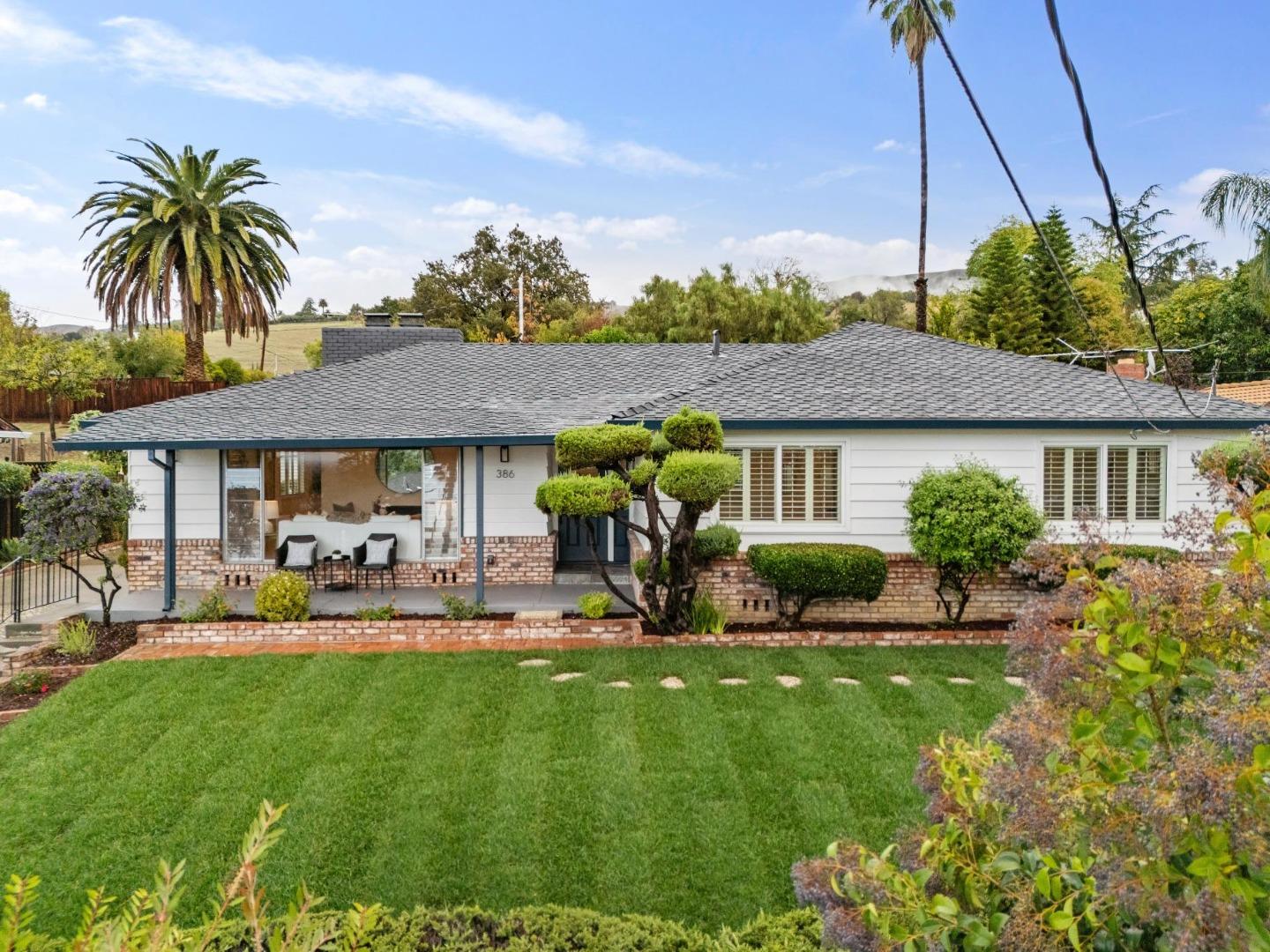 386 Fleming Avenue