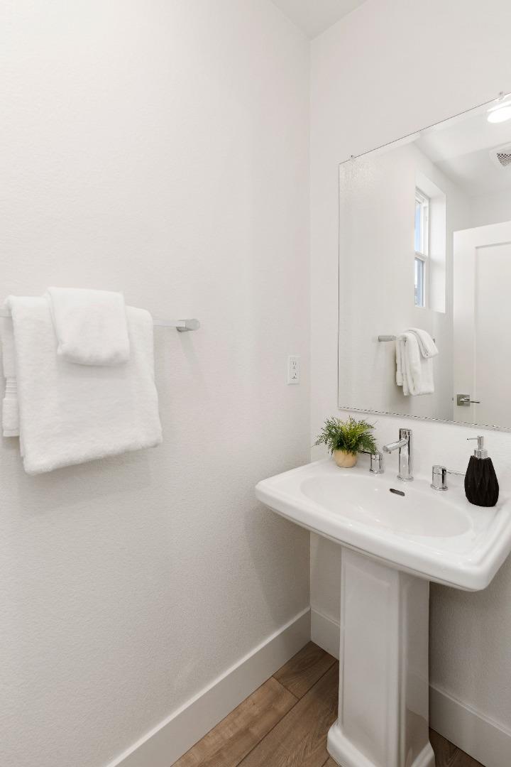 37599 Sand Drift Road