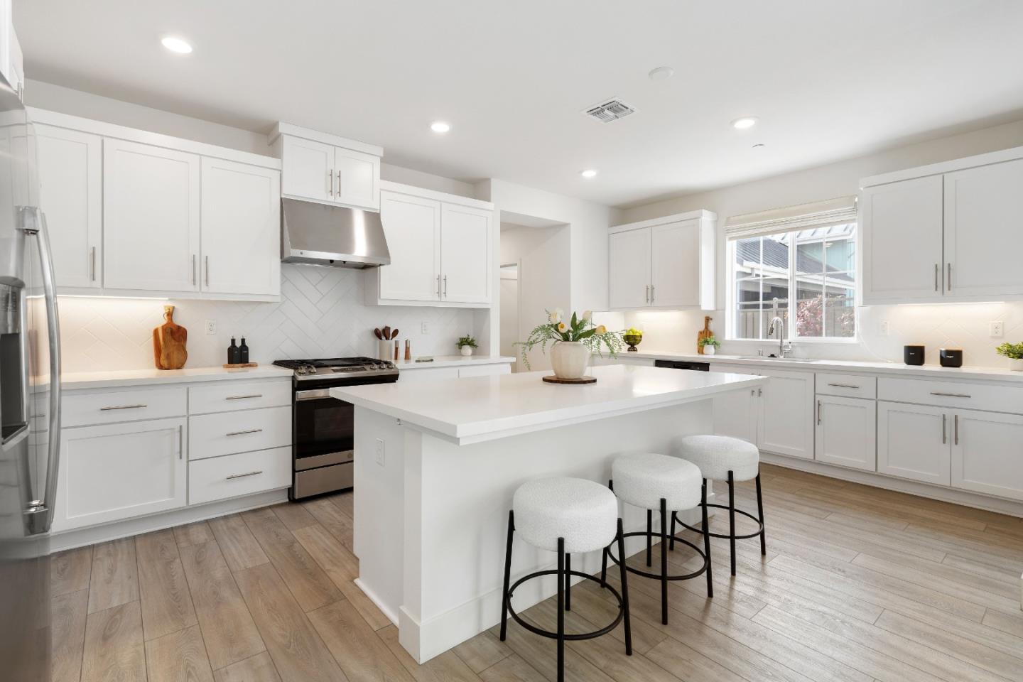 37599 Sand Drift Road