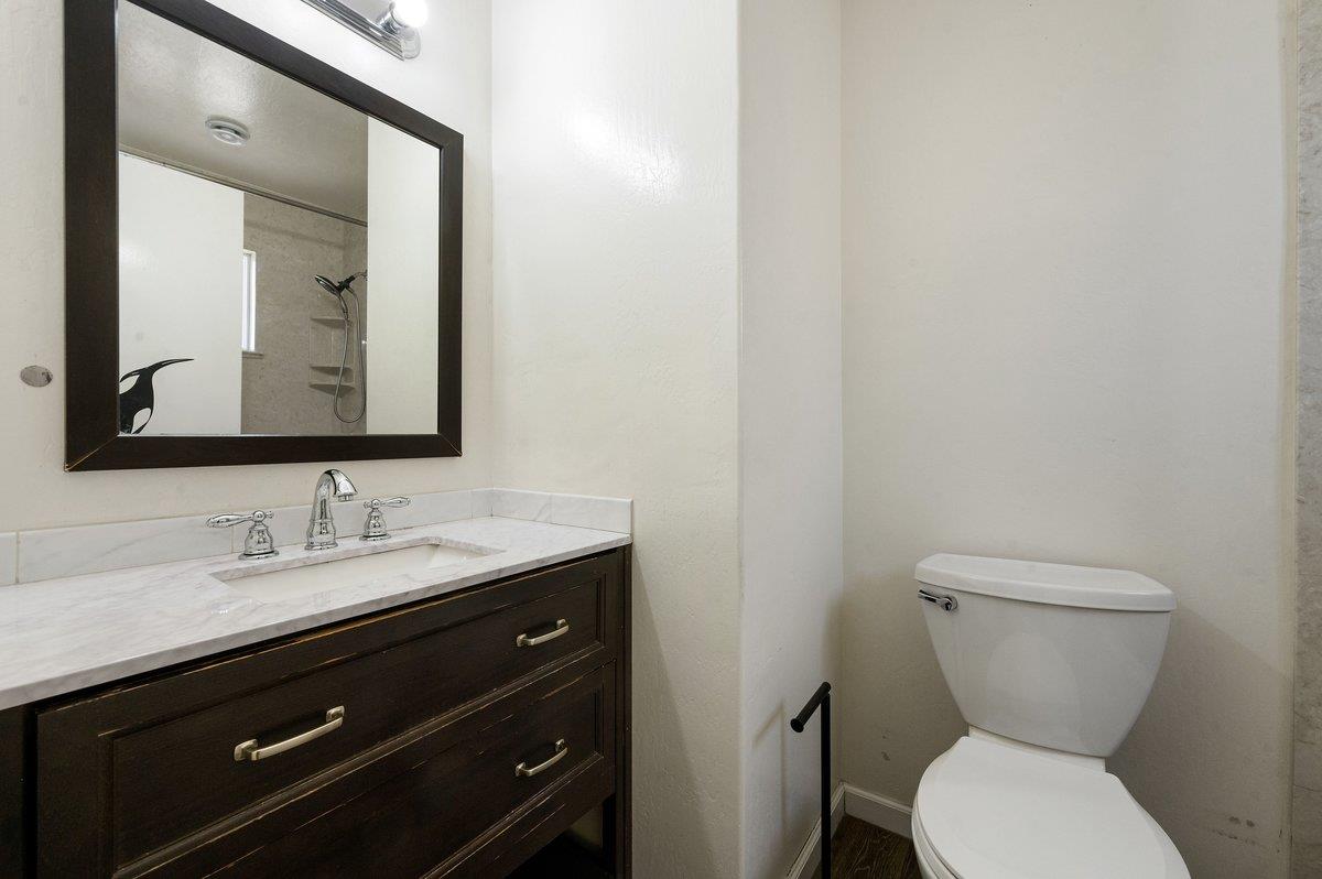766 Arnold Way