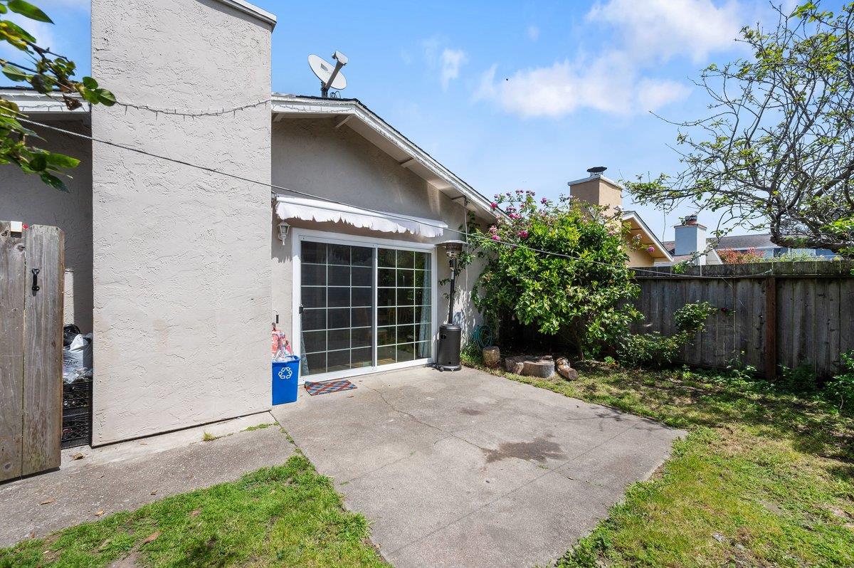 766 Arnold Way