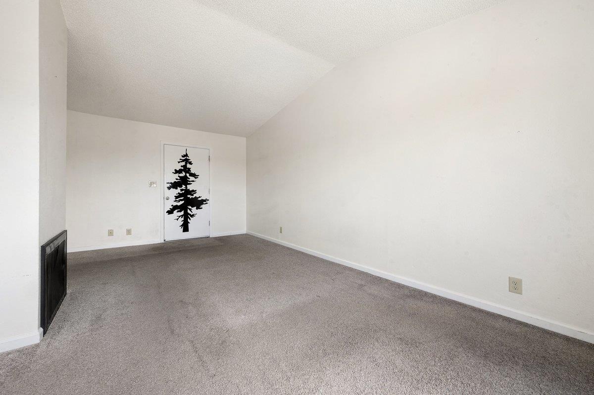 766 Arnold Way