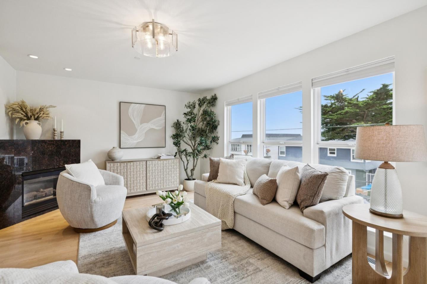 146 Montecito AVE