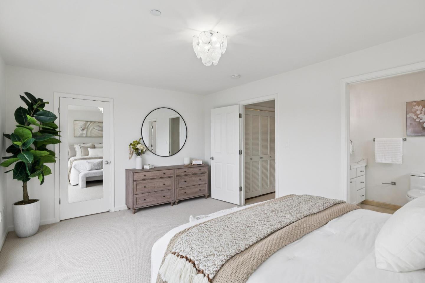 146 Montecito AVE