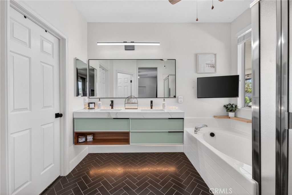 31081 Cedar Oak Road