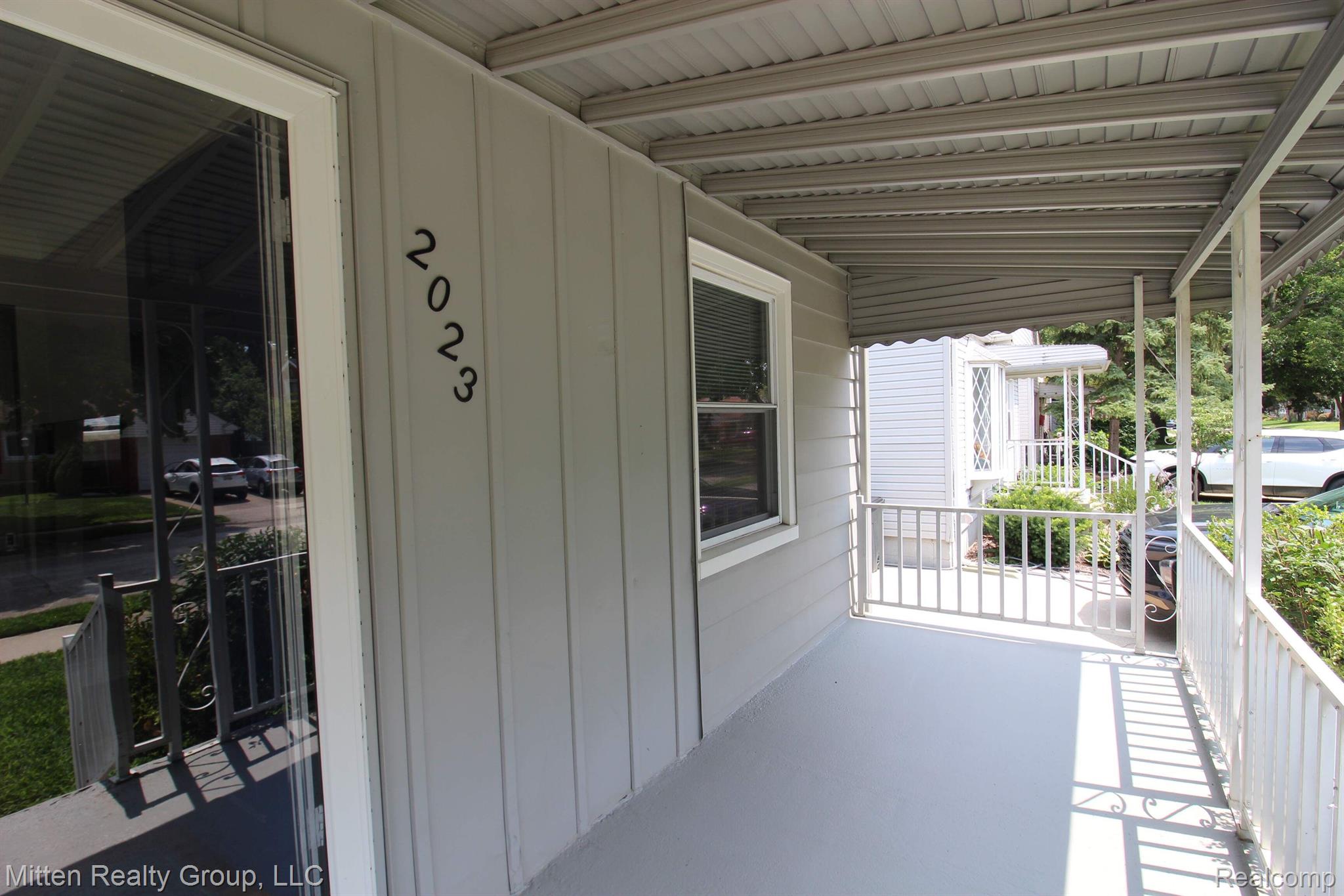 2023 KALAMA AVE