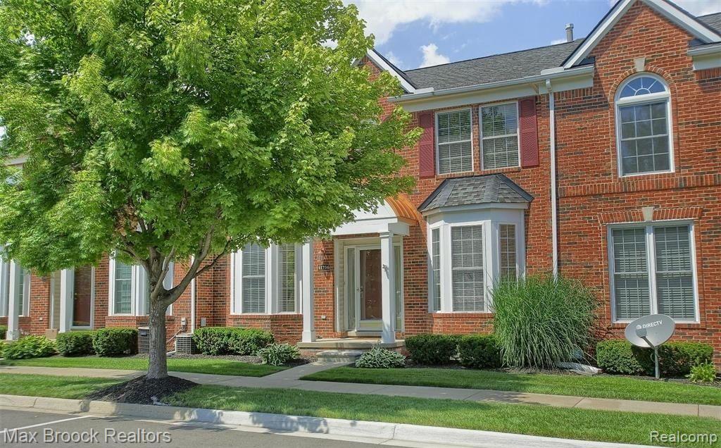 41736 BROWNSTONE DR 40