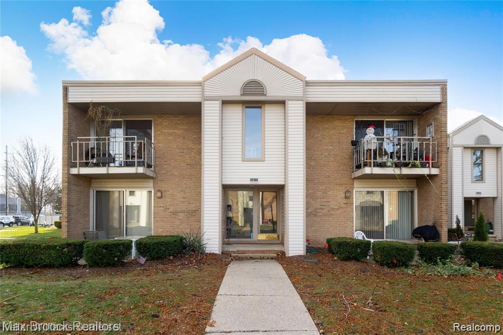 1671 Cass Lake Road