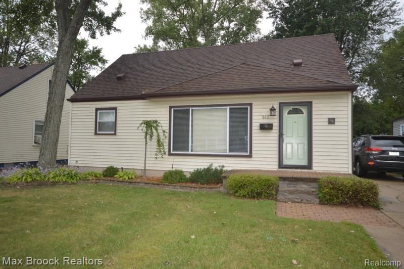 812 S MANITOU