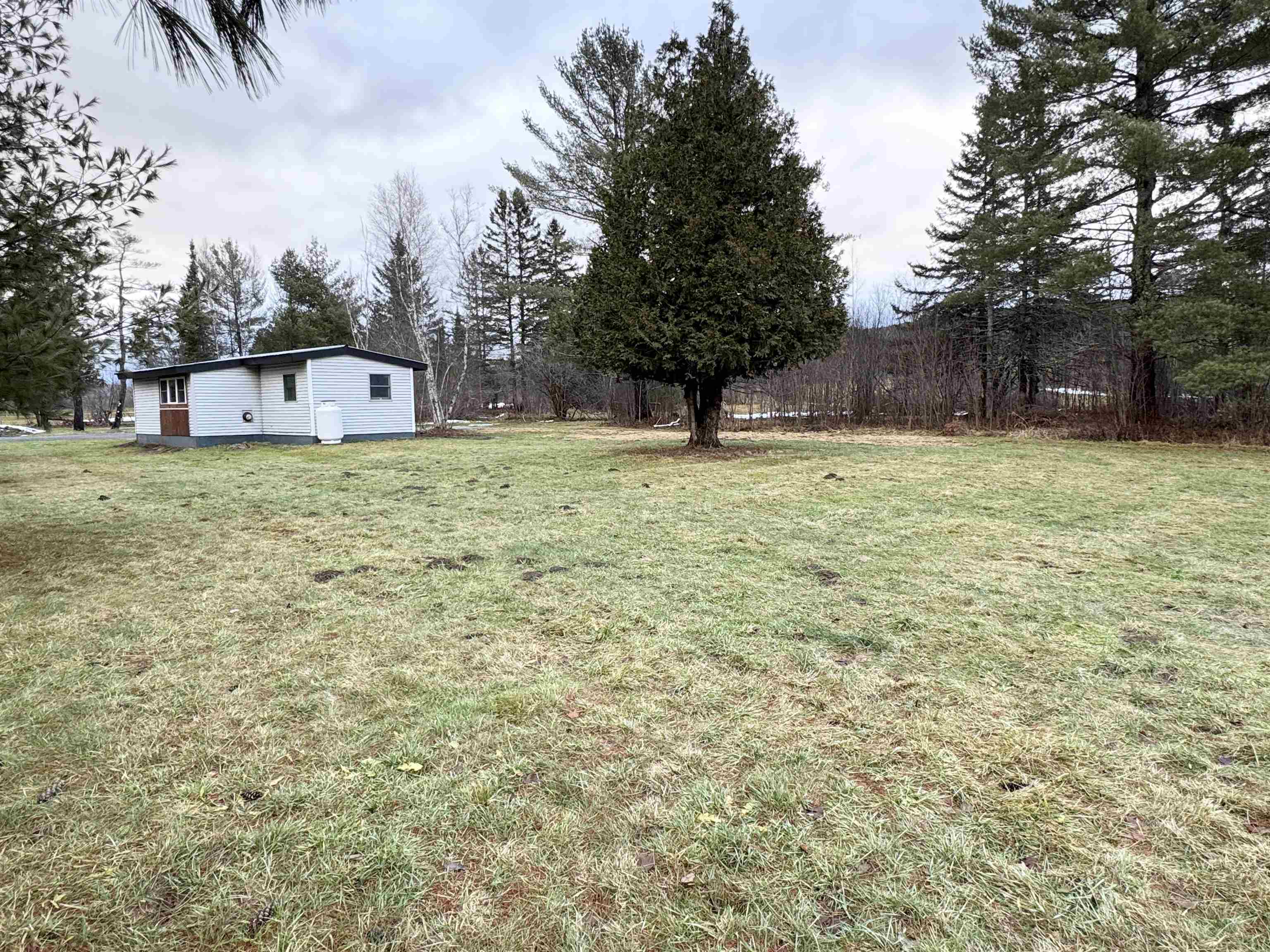 657 Creek Road