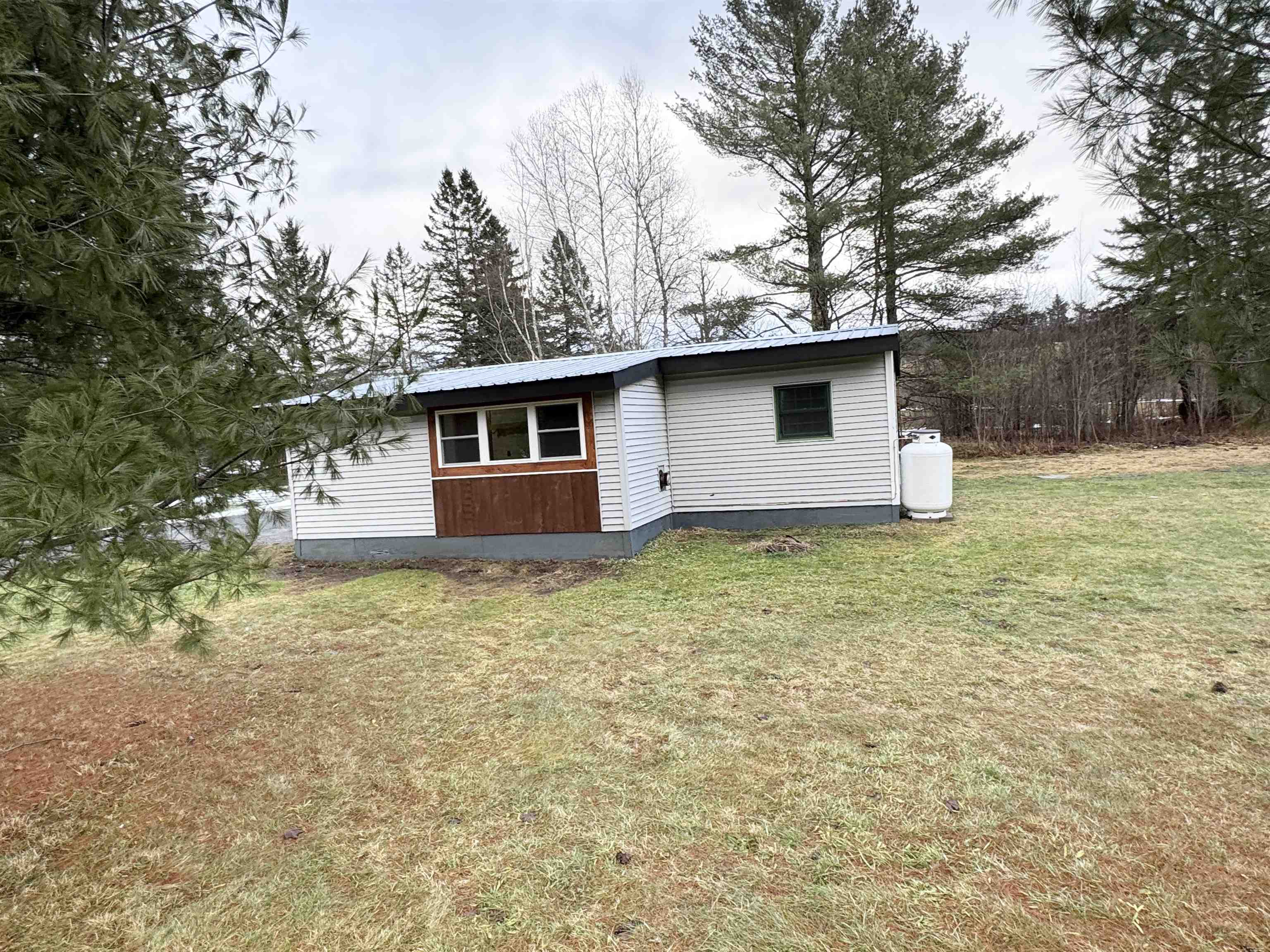 657 Creek Road
