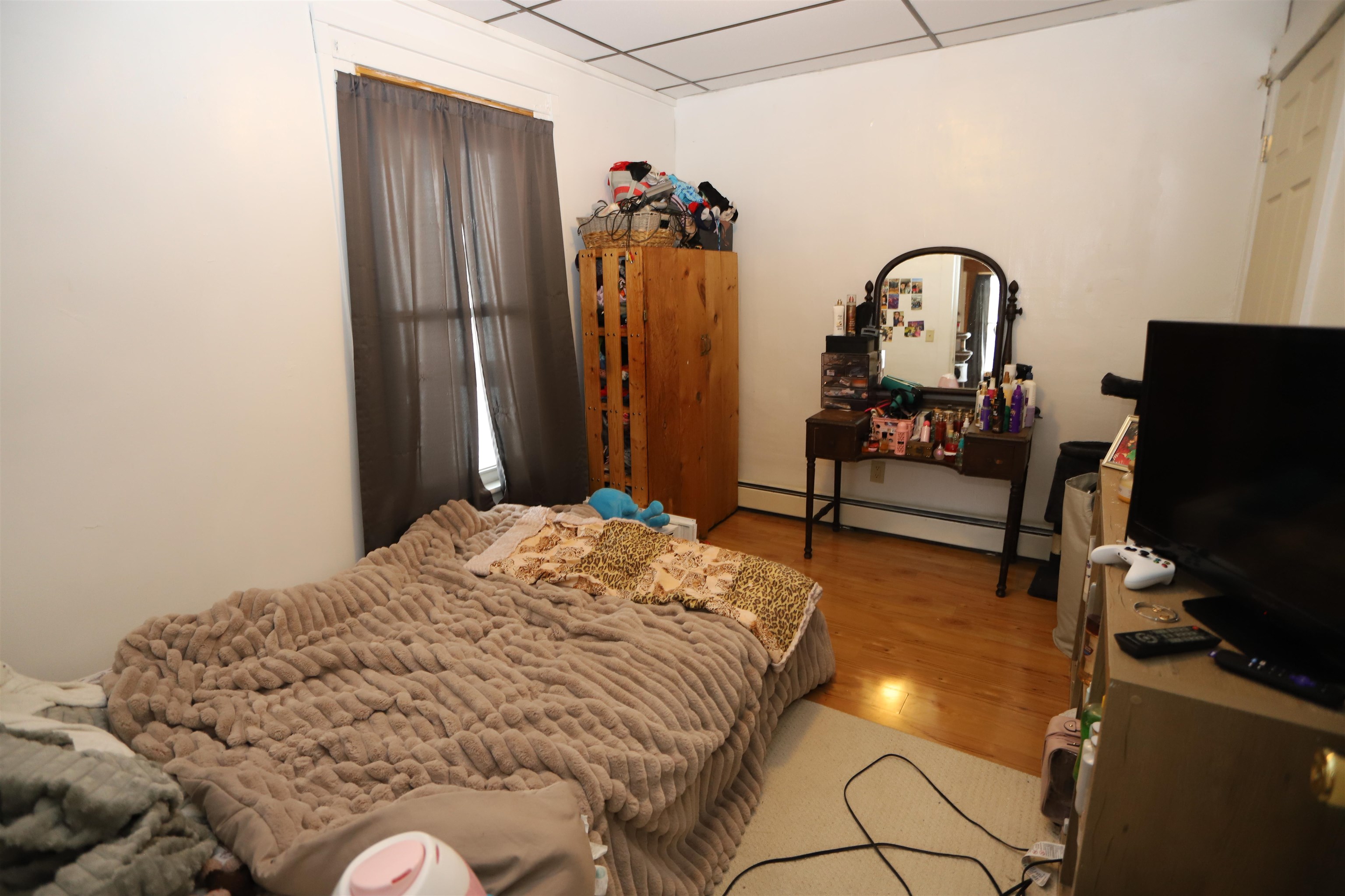 2 Cross, 24 Main, 109/113/123/389 Railroad Street