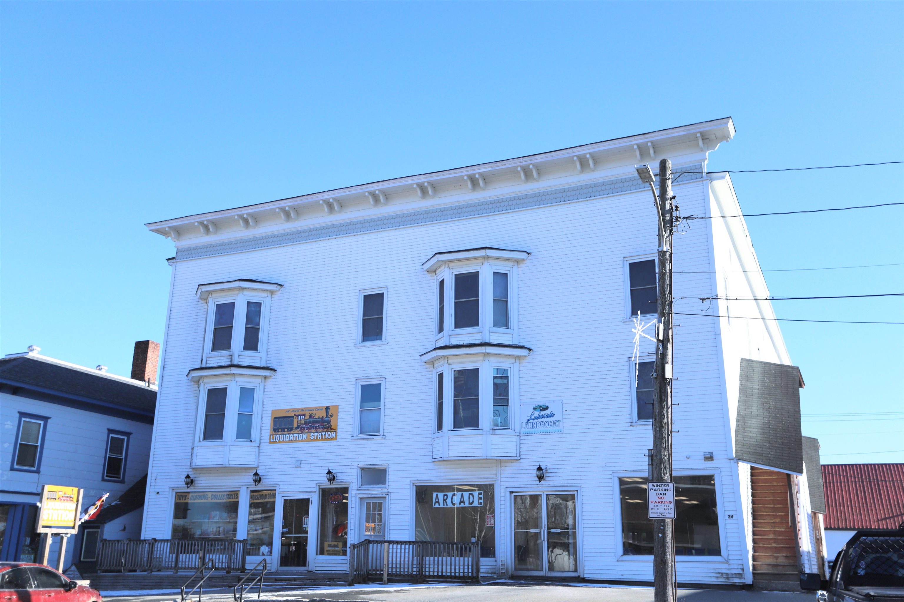 2 Cross, 24 Main, 109/113/123/389 Railroad Street
