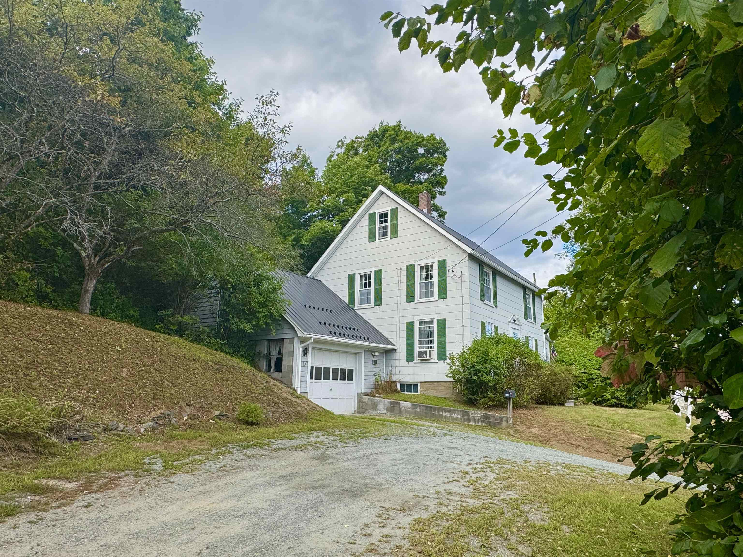 652 Pleasant Street
