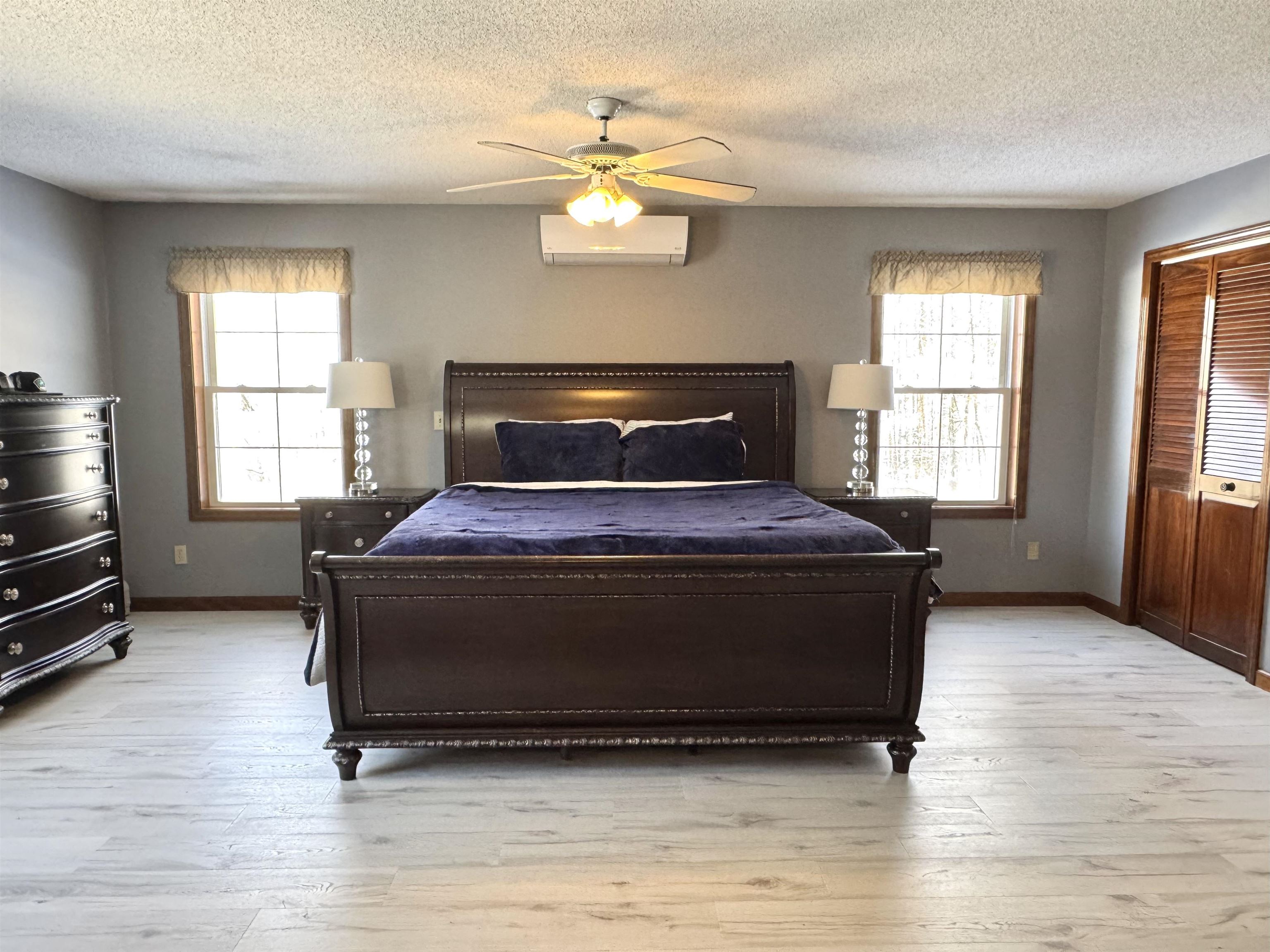 866 Ridge Hill Drive