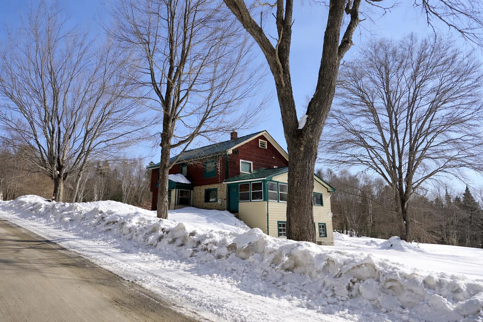 752 Mountain Street