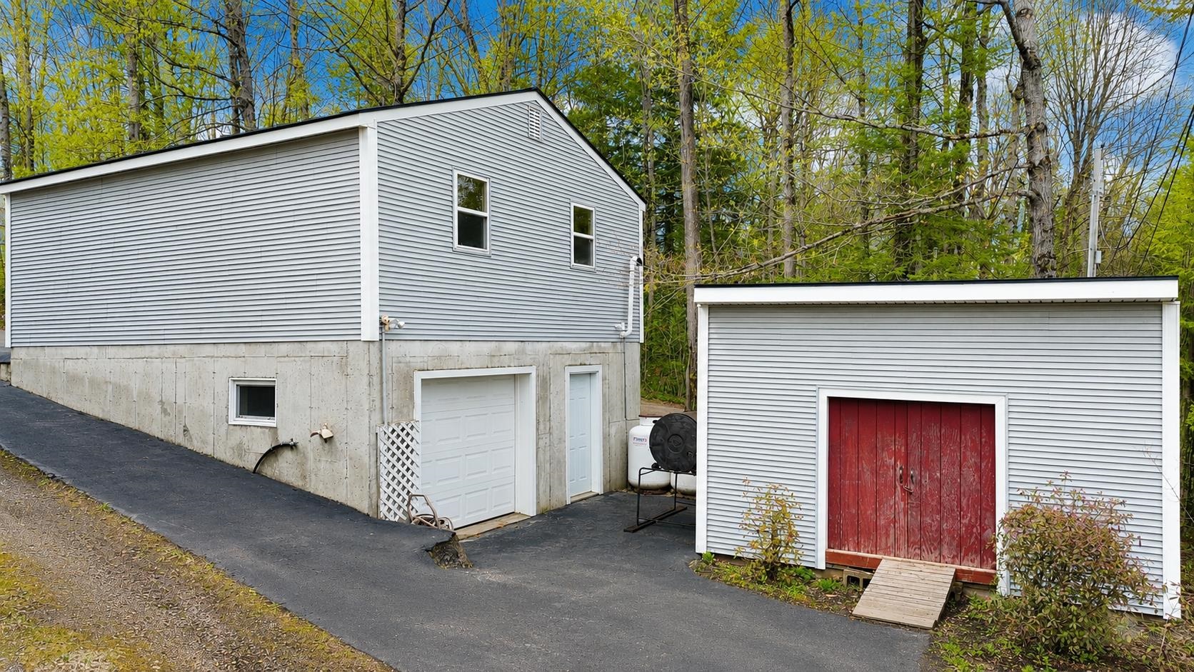 67 Rocky Drive
