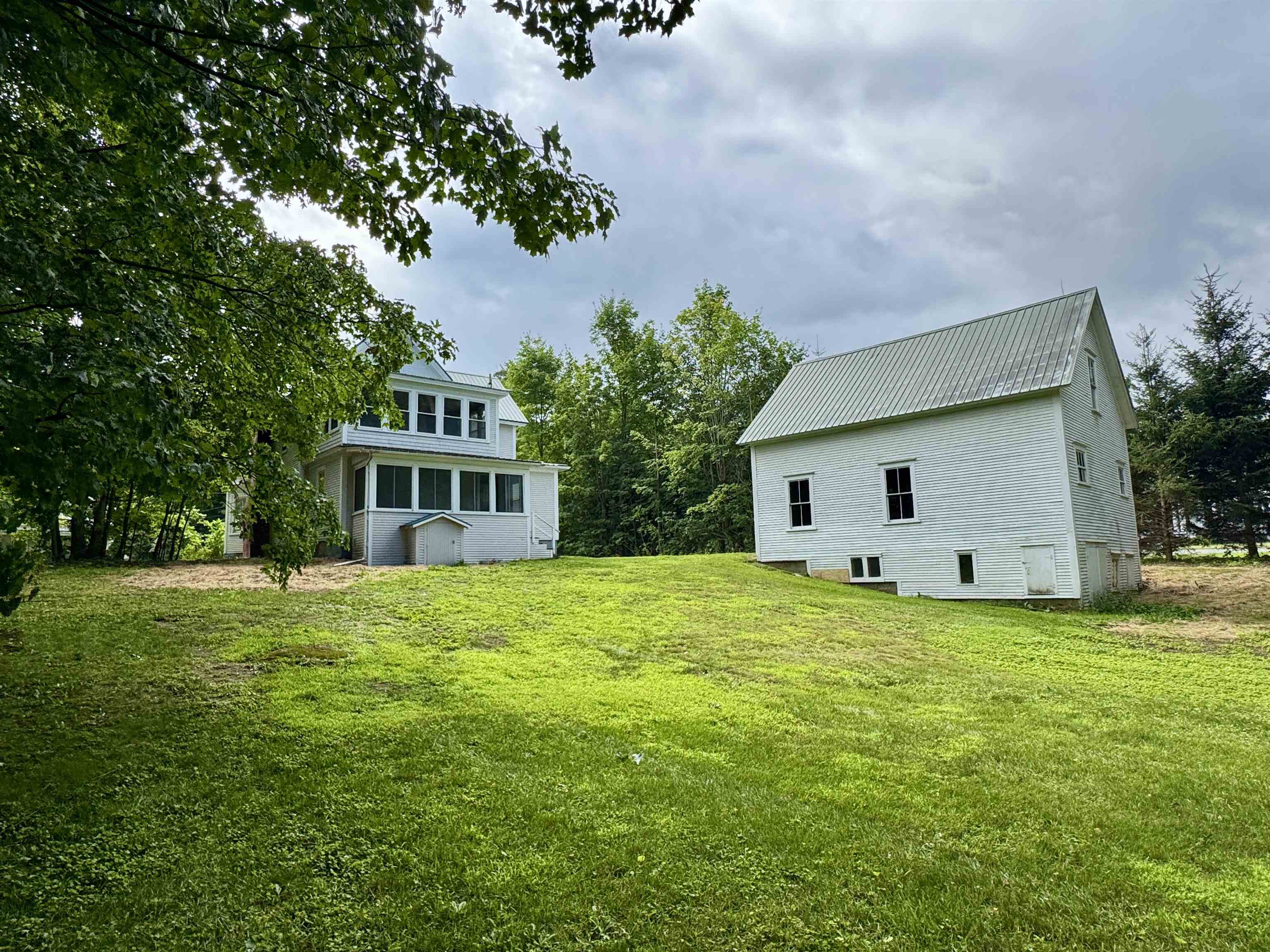 410 Main Street