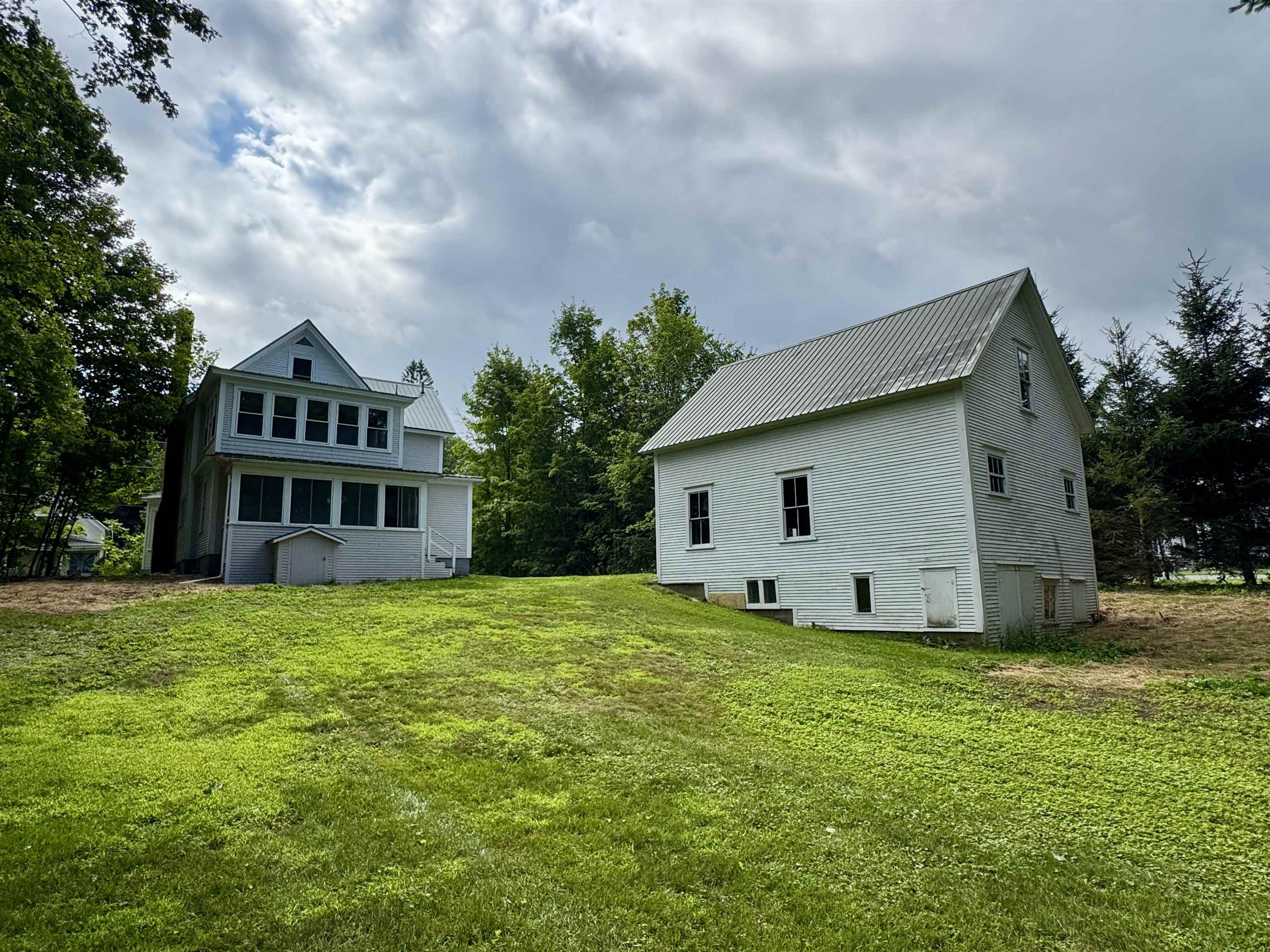 410 Main Street