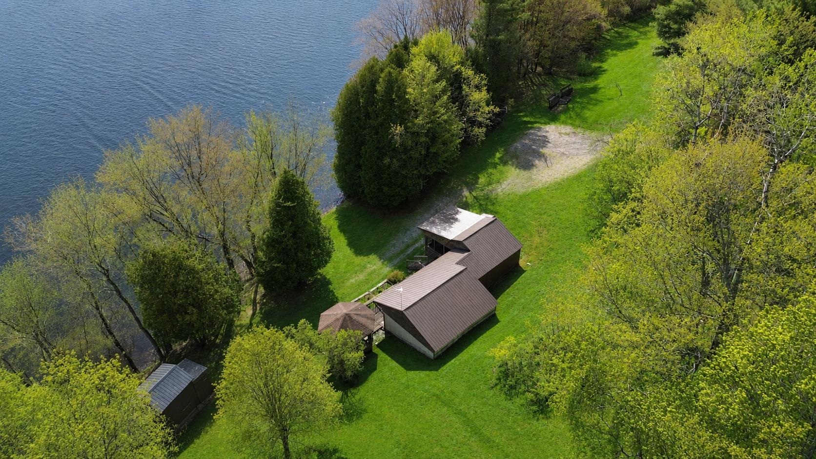 576 Hayward Road