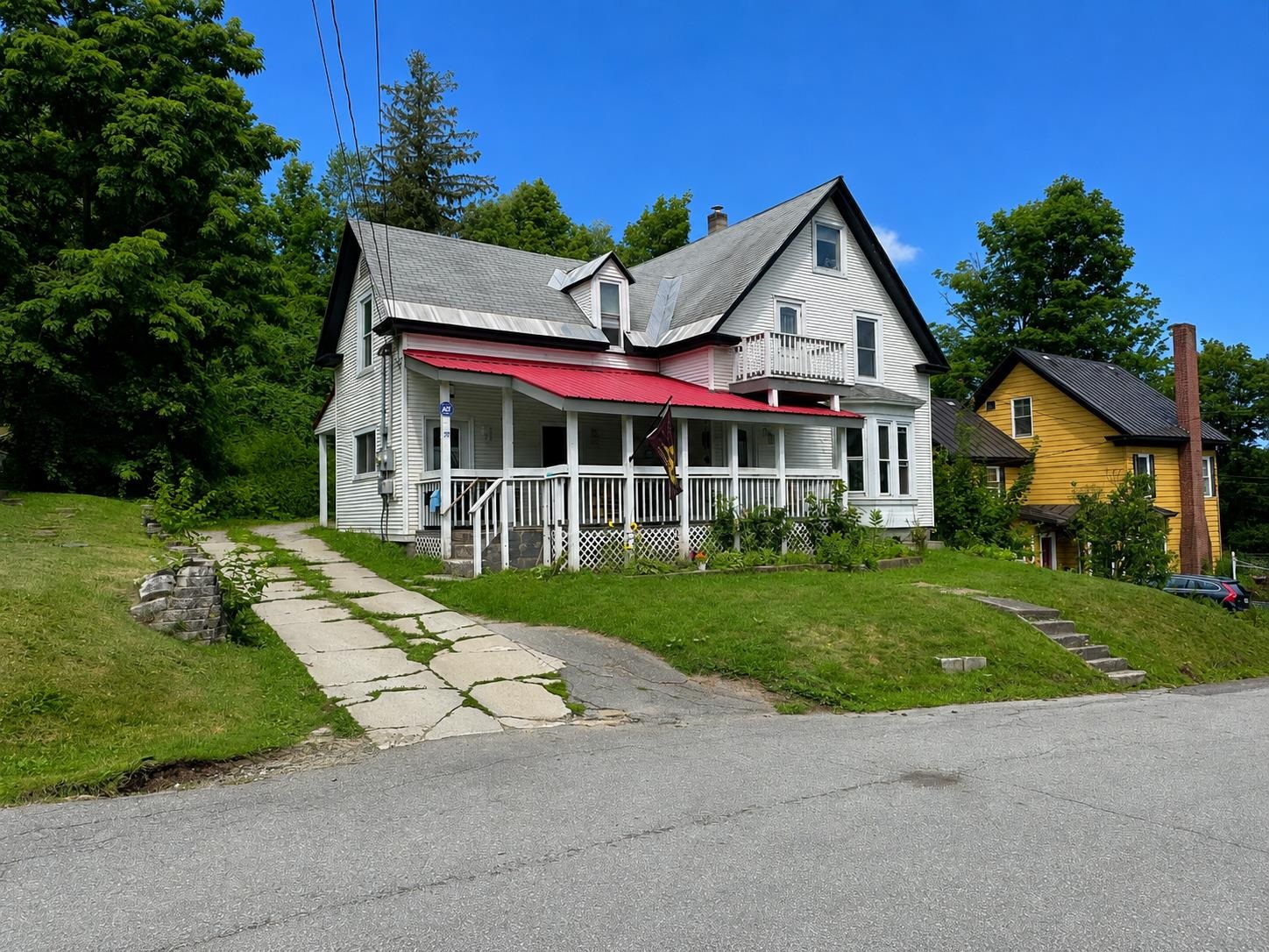 28 Cottage Street